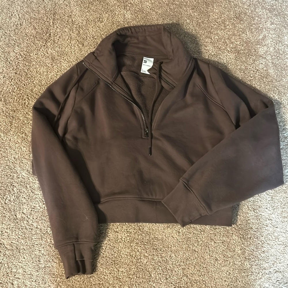 Cropped sweatshirt